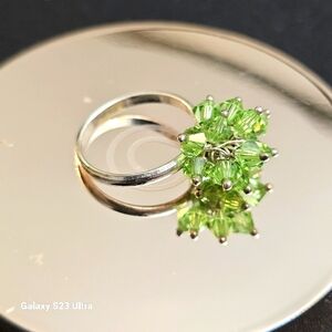 Elegant Silver and Green Swarovski Ring